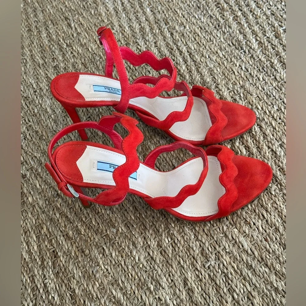 Prada Suede Wavy-Strap Sandal, Red Orange Size 40 - Picture 4 of 6